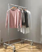kledingrek steigerbuizen met wieltjes., Ophalen of Verzenden, Zo goed als nieuw