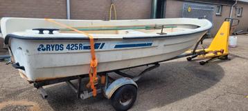 Ryds 425r visboot roeiboot motorboot beschikbaar voor biedingen