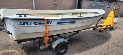 Ryds 425r visboot roeiboot motorboot, Watersport en Boten, Vis- en Consoleboten, Zo goed als nieuw, Tot 10 pk, 3 tot 6 meter, Benzine