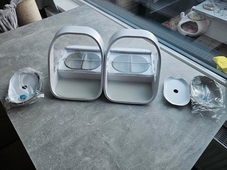 Surefeed connect, Dieren en Toebehoren, Kattenvoerbakken en Drinkbakken, Ophalen of Verzenden