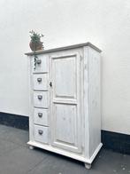 Vintage kledingkast, Kinderen en Baby's, Kinderkamer | Commodes en Kasten, Ophalen of Verzenden, 50 tot 70 cm, 105 cm of meer