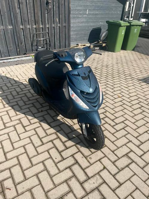 Piaggio zip 2017, Fietsen en Brommers, Scooters | Piaggio, Gebruikt, Zip, Maximaal 45 km/u, Benzine, Ophalen