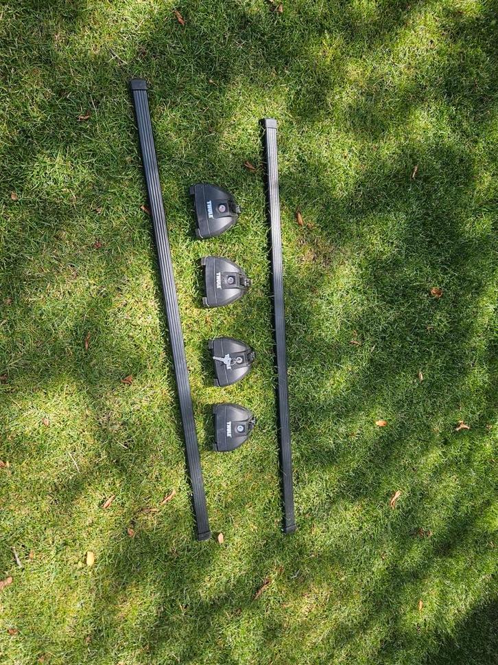 Thule Squarebar Evo 108 + Voetenset - Als Nieuw!, Auto diversen, Dakdragers, Zo goed als nieuw, Ophalen of Verzenden