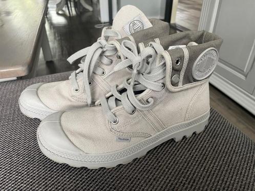 PALLADIUM's BAGGY lichtgrijs - maat 41 - WD014, Kleding | Heren, Schoenen, Zo goed als nieuw, Sneakers of Gympen, Overige kleuren