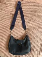 Leuk donkerblauw tasje van Prada, Sieraden, Tassen en Uiterlijk, Tassen | Schoudertassen, Ophalen of Verzenden, Blauw