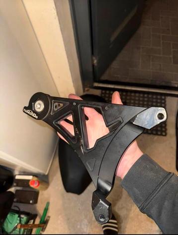 Toronda brace 125-180cc beschikbaar voor biedingen