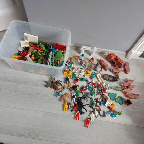 Bak met losse Playmobil oa veel dieren en poppetjes, Kinderen en Baby's, Speelgoed | Playmobil, Gebruikt, Ophalen of Verzenden