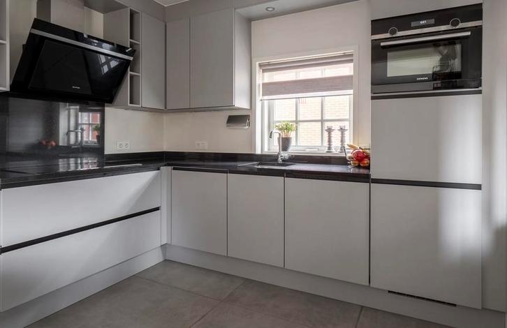 Complete keuken (2019) incl. apparatuur - Zelf demonteren!, Huis en Inrichting, Keuken | Complete keukens, Gebruikt, Overige typen