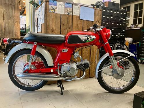 Honda SS50 K0 '67 5-speed, Fietsen en Brommers, Brommers | Oldtimers, Overige merken, Maximaal 45 km/u, Ophalen