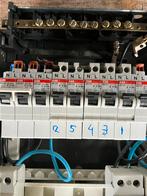 ABB Groepenkast - Complete Installatie, Doe-het-zelf en Verbouw, Elektra en Kabels, Ophalen of Verzenden, Gebruikt, Overige typen