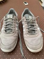 Adidas turf royal 43 1/3 grijs, Ophalen of Verzenden, Zo goed als nieuw, Overige kleuren