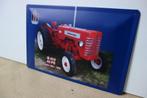 McCORMICK B 414 INTERNATIONAL TRACTOR BORD met LOGO, Ophalen of Verzenden, Nieuw, Overige typen