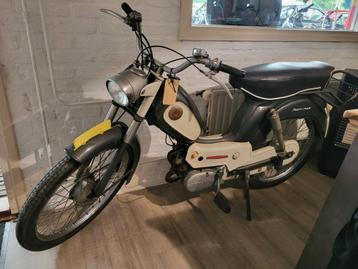 1967 Batavus mot o mat brommer oldtimer beschikbaar voor biedingen