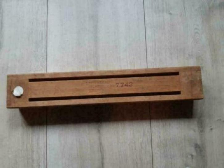 Sigarenvorm hout NV L. Bezemer & Zn. Helmond Holland, Antiek en Kunst, Antiek | Gereedschap en Instrumenten, Ophalen of Verzenden