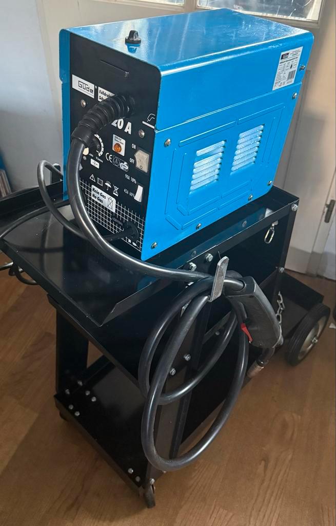 Vuldraad lasapparaat 230V met laswagen, Doe-het-zelf en Verbouw, Gereedschap | Lasapparaten, 150 tot 250 ampère, Ophalen