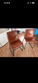 Bruine stoelen te koop, Ophalen of Verzenden, Zo goed als nieuw, Bruin, Twee