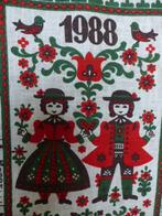 stoffen kalender 1988 kalender van stof, Ophalen of Verzenden, Maandkalender, Zo goed als nieuw