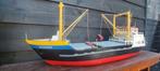 2x Modelschip vrachtschip zeeschip modelboot scheepsmodel, Hobby en Vrije tijd, Modelbouw | Boten en Schepen, Ophalen, Zo goed als nieuw