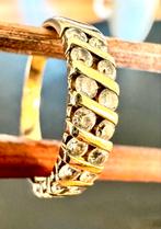 Gouden ring met 18 briljant geslepen zirkonias, Ophalen, Zo goed als nieuw, 17 tot 18, Dame