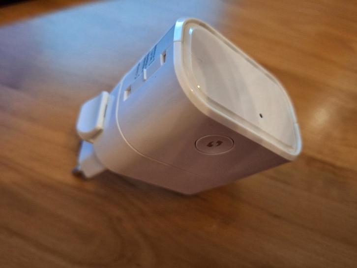 Wi-Fi Repeater, D-Link DIR-505, Computers en Software, Routers en Modems, Zo goed als nieuw, Router, Ophalen of Verzenden