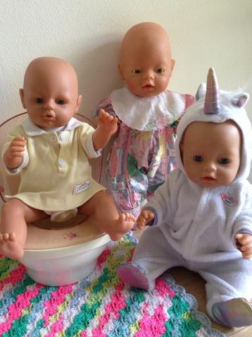 🎀2 BABYBORN poppen & NEW BORNBABY met accessoires.  beschikbaar voor biedingen