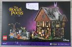 Disney Hocus Pocus: huisje van de Sanderson-zussen (21341)., Ophalen of Verzenden, Nieuw, Complete set, Lego
