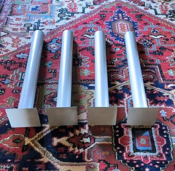 4x heavy duty bureau poten beschikbaar voor biedingen
