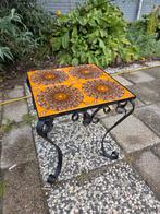 Retro, vintage jaren 70 bijzettafel, plantentafel, Ophalen, Huis en Inrichting
