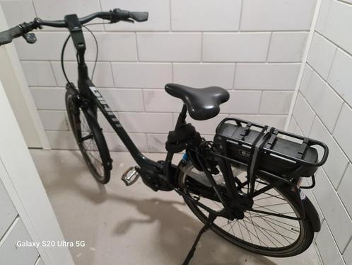 Giant Grandtour E+, Fietsen en Brommers, Elektrische fietsen, Zo goed als nieuw, Giant, 55 tot 59 cm, 50 km per accu of meer, Ophalen