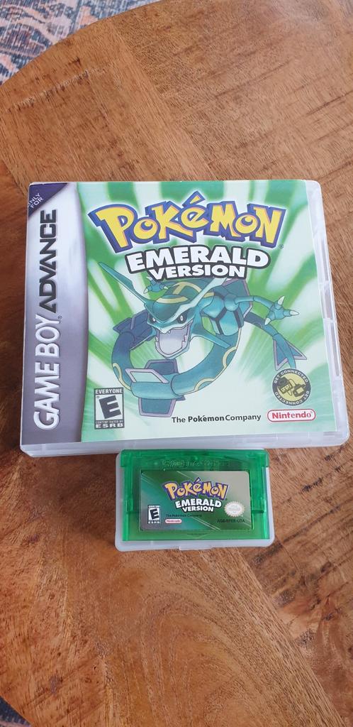 Pokémon Emerald Reproductie GBA + Premium Gamecase, Spelcomputers en Games, Games | Nintendo Game Boy, Gebruikt, 2 spelers, Ophalen of Verzenden