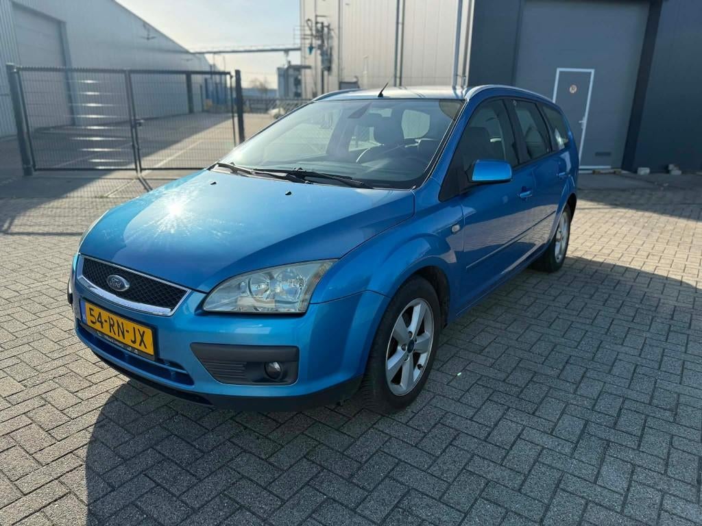 Ford Focus1.6-16V Titanium | 2005 | Airco | Cruise | NAP, Auto's, 1596 cc, Zwart, 4 cilinders, Leder en Stof