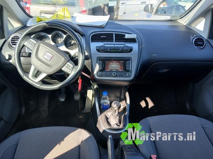 Dashboardkastje van een Seat Altea, Gebruikt, -, -, Ophalen of Verzenden