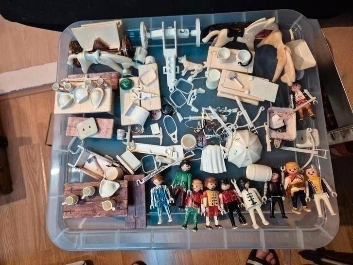 Playmobil color. Diverse onderdelen., Ophalen of Verzenden, Zo goed als nieuw, Los playmobil