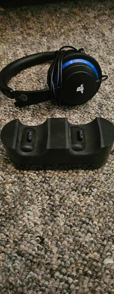 PS4 Headset en Controller Oplader, Spelcomputers en Games, Spelcomputers | Sony PlayStation Consoles | Accessoires, Ophalen of Verzenden