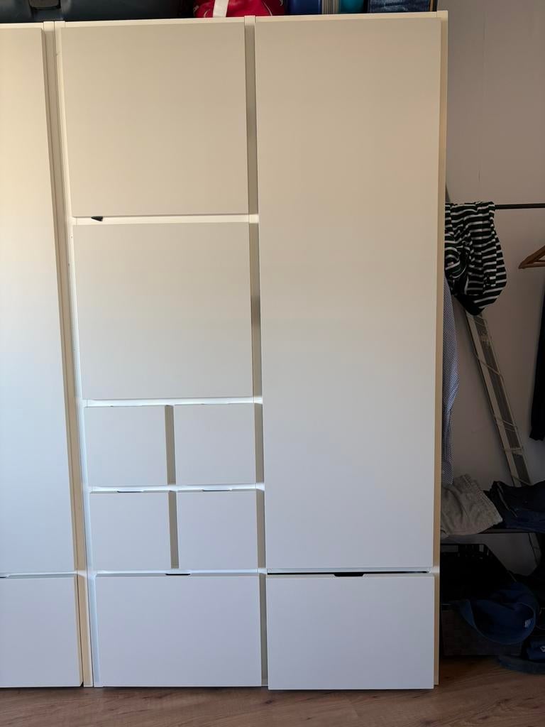Rakke kledingkast ikea, Huis en Inrichting, Kasten | Kledingkasten, Zo goed als nieuw, 200 cm of meer, 100 tot 150 cm, 50 tot 75 cm