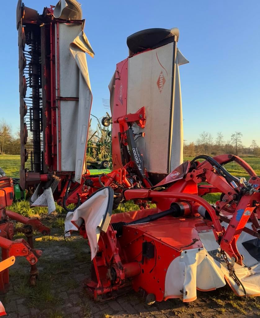Kuhn FC 10030 D & Kuhn FC 3525 D Triple set, Ophalen, Kuhn.fr, Veehouderij, Weidebouw