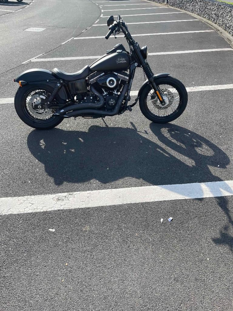 Harley Davidson Street Bob 103 2014, 2 cilinders, Motorrijbewijs A, Particulier, Meer dan 35 kW