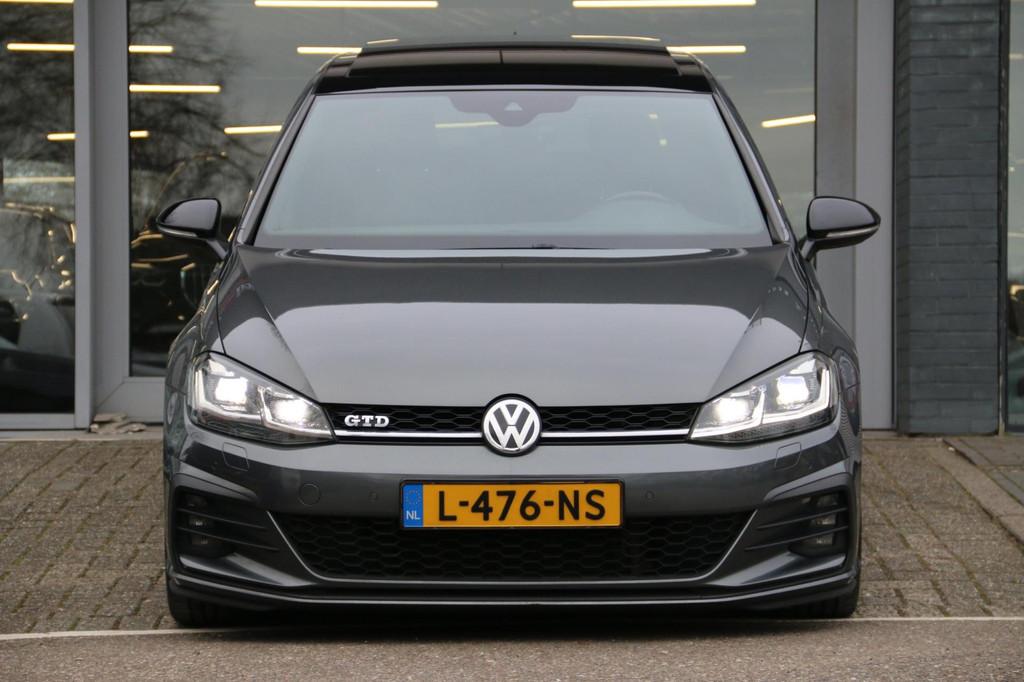 Volkswagen Golf 2.0 TDI GTD FACE LIFT PANO-DAK AUTOMAAT!, Gebruikt, Euro 6, Leder, Bedrijf