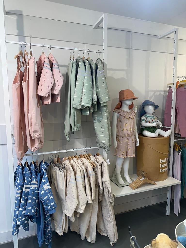 Verstelbaar kledingrek retail winkelinrichting, Ophalen, Zo goed als nieuw