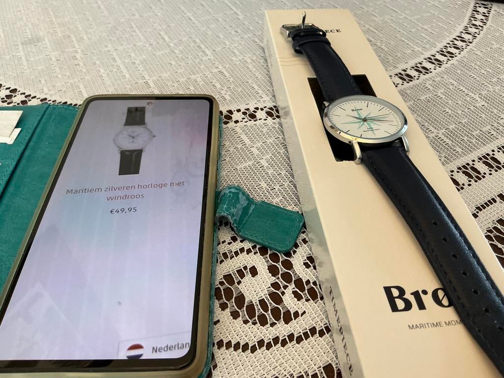 Horloge, Ophalen of Verzenden, Zo goed als nieuw, Overige typen, Apple iPhone