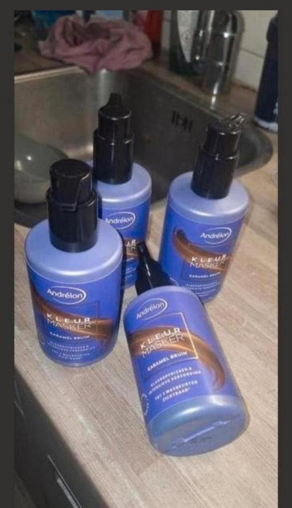 4 keer kleurmasker Andrelon karamel bruin, Ophalen of Verzenden, Nieuw, Haarverzorger of -hersteller
