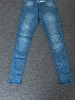 Blauwe Stretch spijkerbroek met panterprint maat 36, Ophalen of Verzenden, Zo goed als nieuw, Blauw, W28 - W29 (confectie 36)