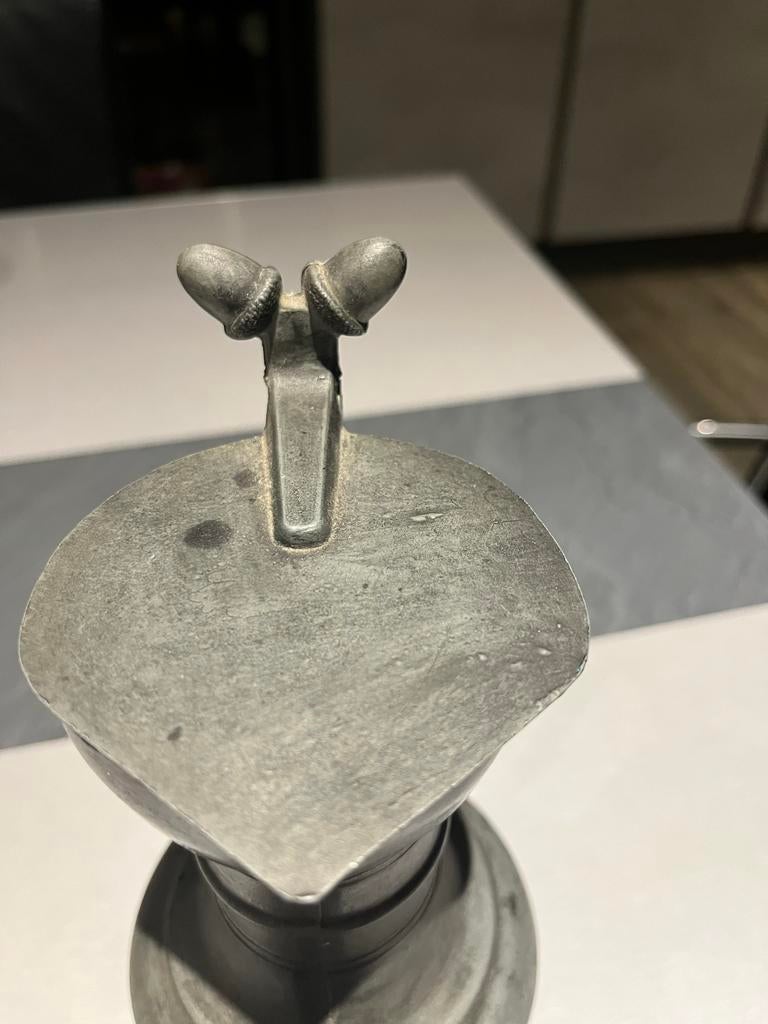 Tinnen kan met deksel en engelmerk, Ophalen of Verzenden