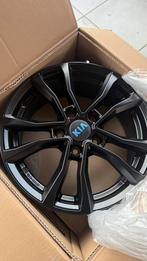 NIEUW! ORIGINELE KIA 16INCH NIEUWE VELGEN XCEED/CEED 5X114.3, Auto-onderdelen, Banden en Velgen, Banden en Velgen, Winterbanden