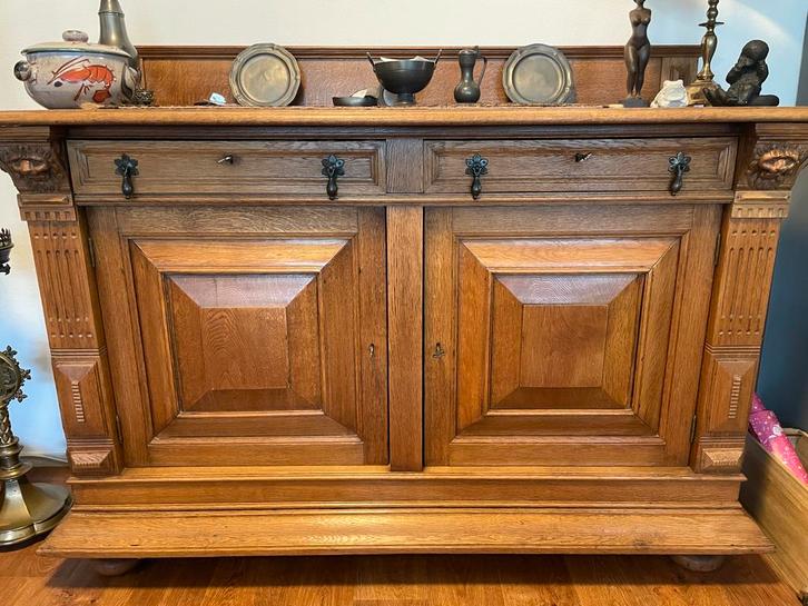Antiek Eikenhouten Dressoir - Klassieke Stijl, Huis en Inrichting, Kasten | Dressoirs, Gebruikt, 150 tot 200 cm, 50 tot 75 cm