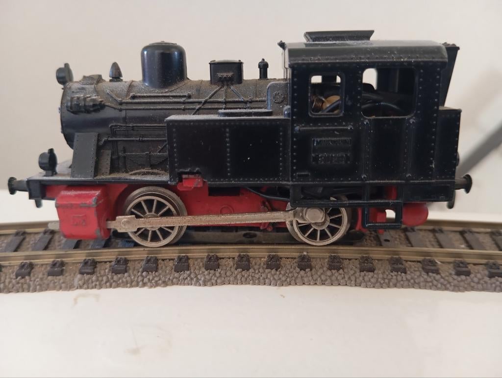 Märklin 3029 H0 Stoomlocomotief met gebruikssporen, Hobby en Vrije tijd, Modeltreinen | H0, Ophalen of Verzenden