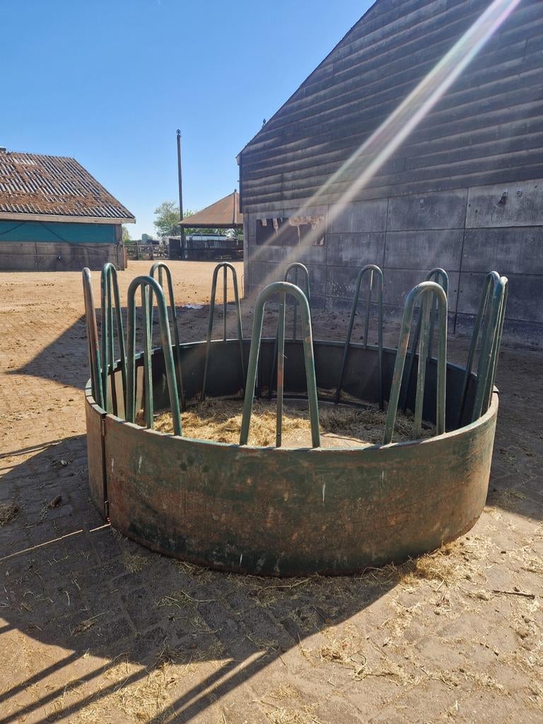 Ronde hooiruif voor paarden met 12 voerplaatsen, Toebehoren, 4 paarden of pony's of meer