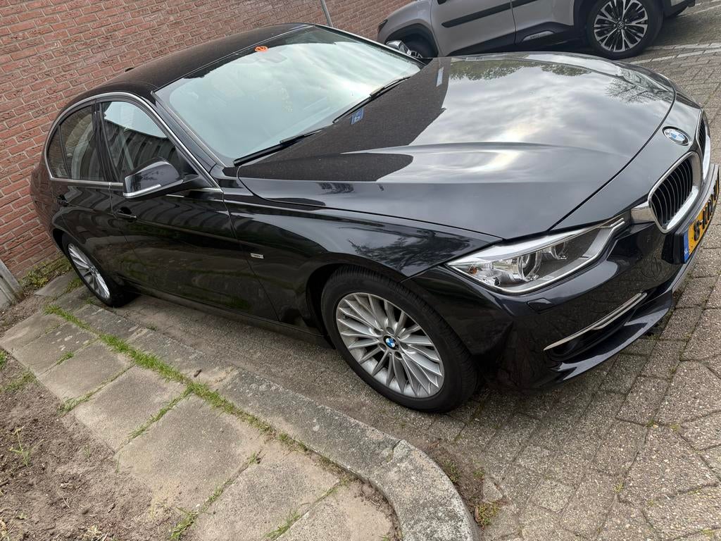 BMW 3-Serie 1.6 316I AUT 2013 Zwart, Auto's, BMW, Automaat, 4 cilinders, Zwart, Origineel Nederlands