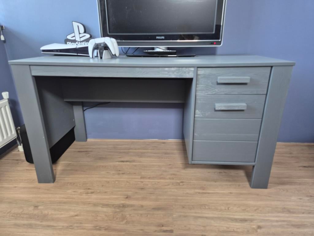 Bureau Woood Dennis, Ophalen, Zo goed als nieuw