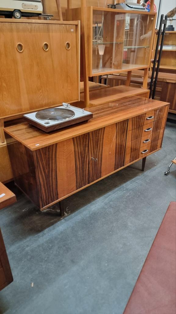 Vintage dressoir jaren 60 70, Antiek en Kunst, Antiek | Meubels | Kasten, Ophalen of Verzenden